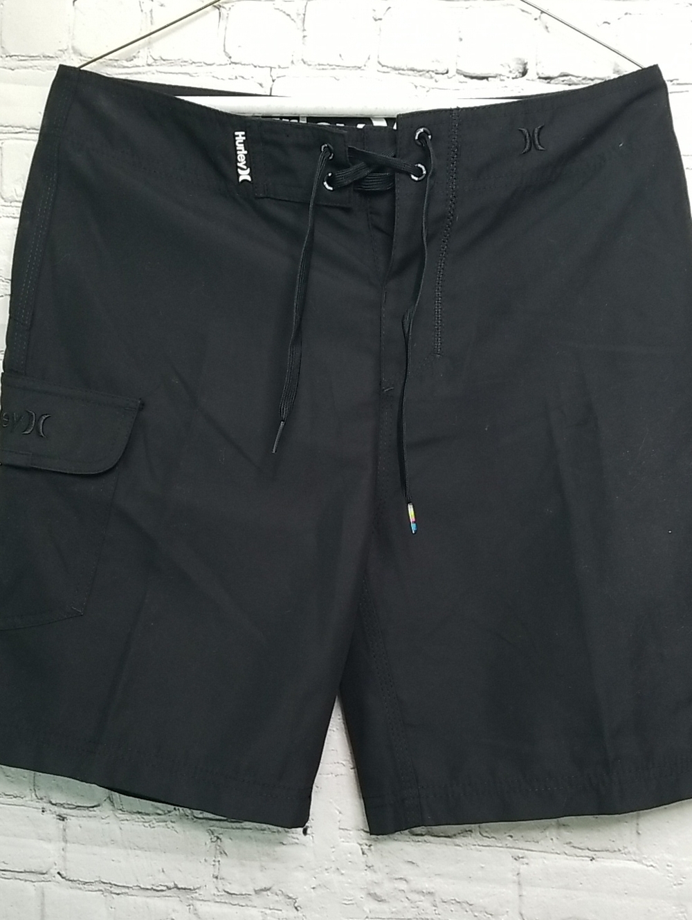 Hurley mens swim/board shorts size 29 (S) front pocket & tie front NWT